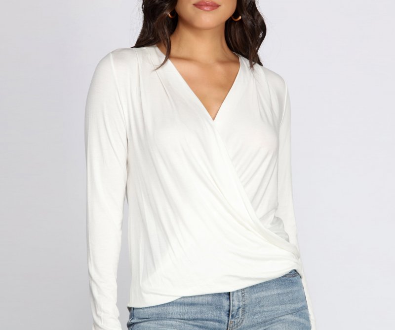 TableClothsUs Knit Wrap Front Blouse