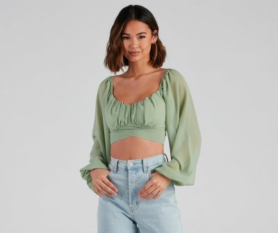 TableClothsUs Such A Daydream Chiffon Crop Top