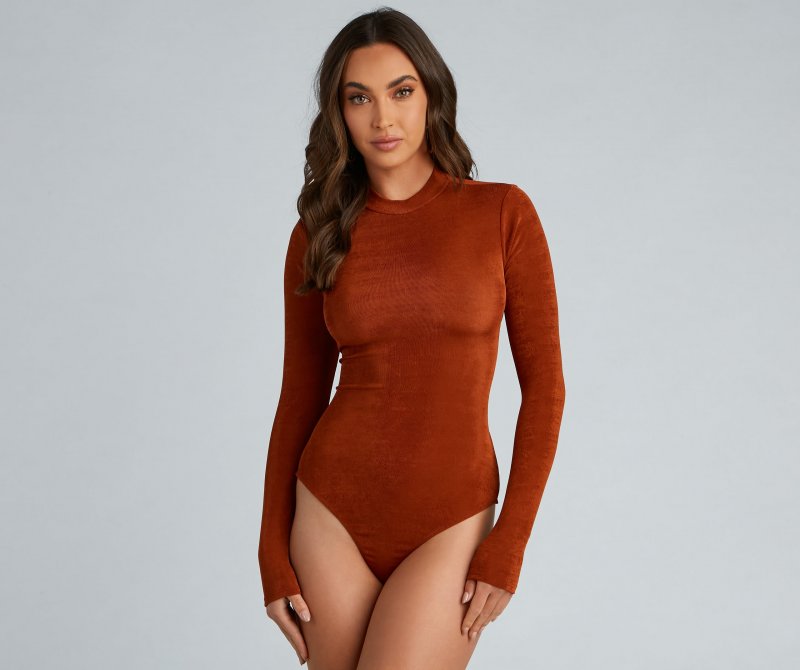 TableClothsUs Turn Heads Strappy Back Bodysuit