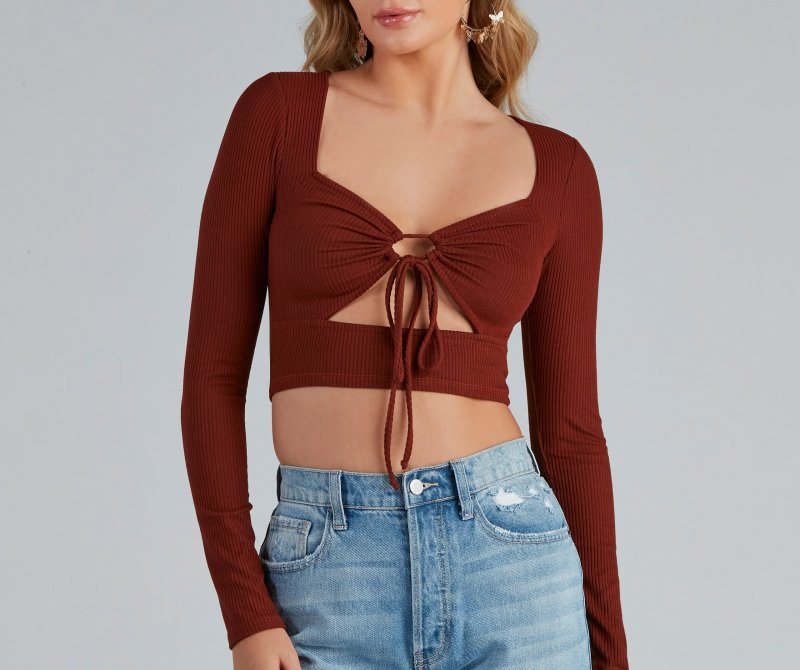 TableClothsUs Never Looked Better Ribbed Crop Top