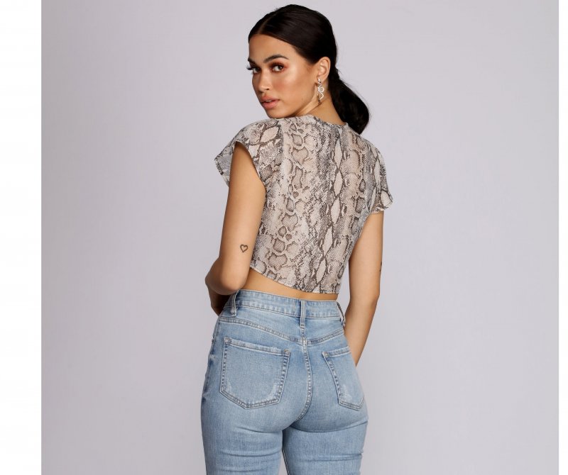 TableClothsUs So Fly Flutter Sleeve Top