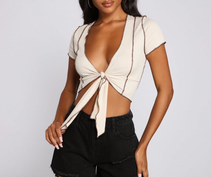 TableClothsUs Caught On Trend Short Sleeve Top