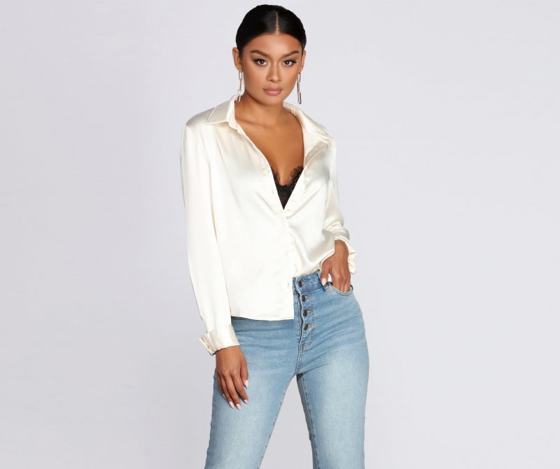 TableClothsUs The Classic Satin Blouse