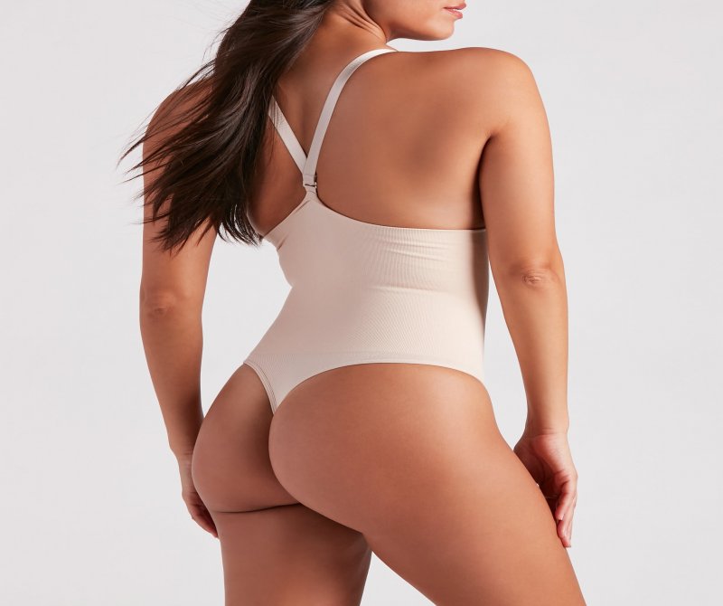 TableClothsUs Sleek Physique Smoothing Bodysuit Shaper