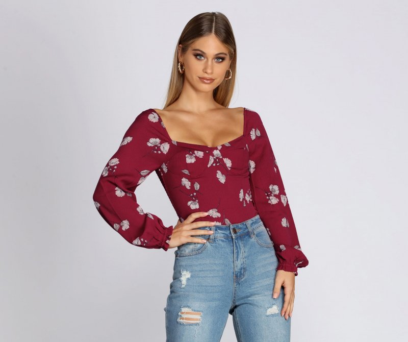 TableClothsUs Floral Sweetheart Top