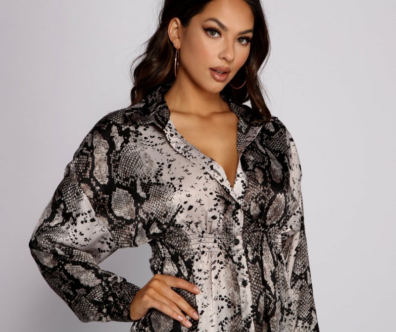 TableClothsUs Satin Stunner Snake Print Tunic