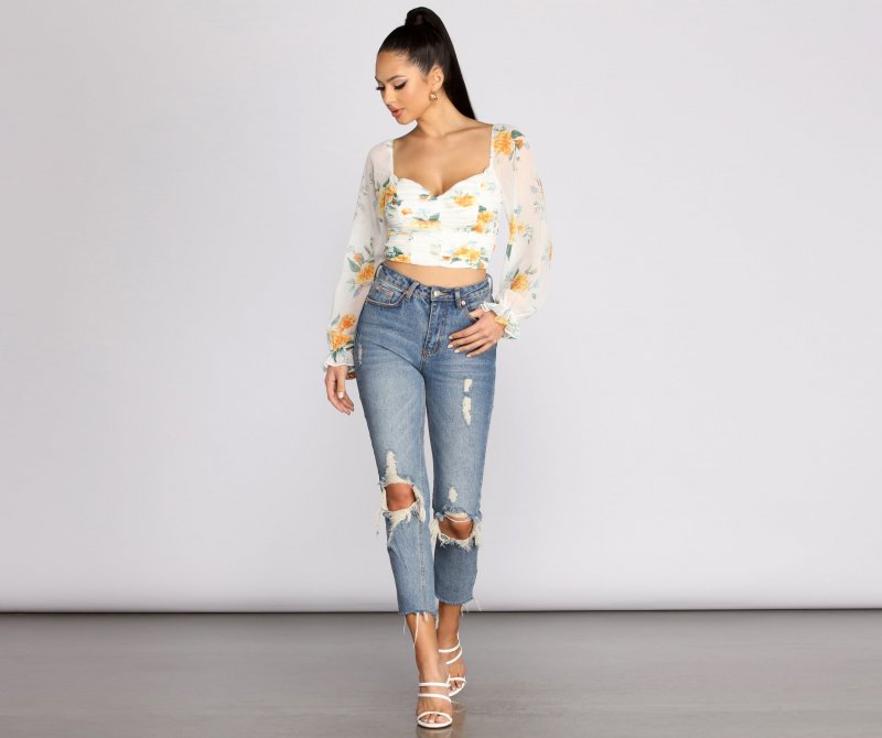 TableClothsUs Floral Sweetheart Ruched Crop Top